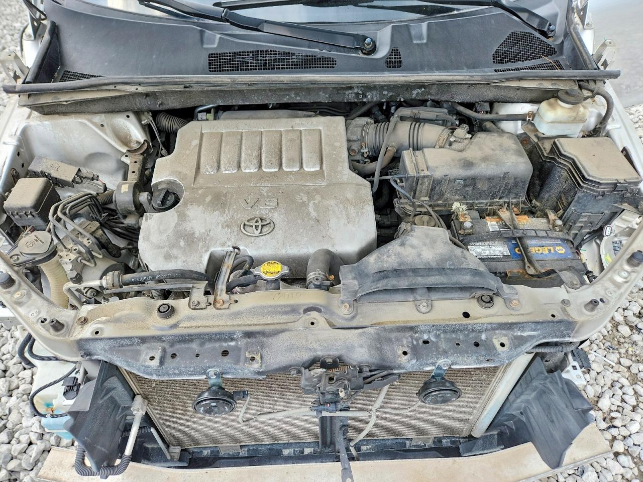 2012 TOYOTA HIGHLANDER SE photo 23