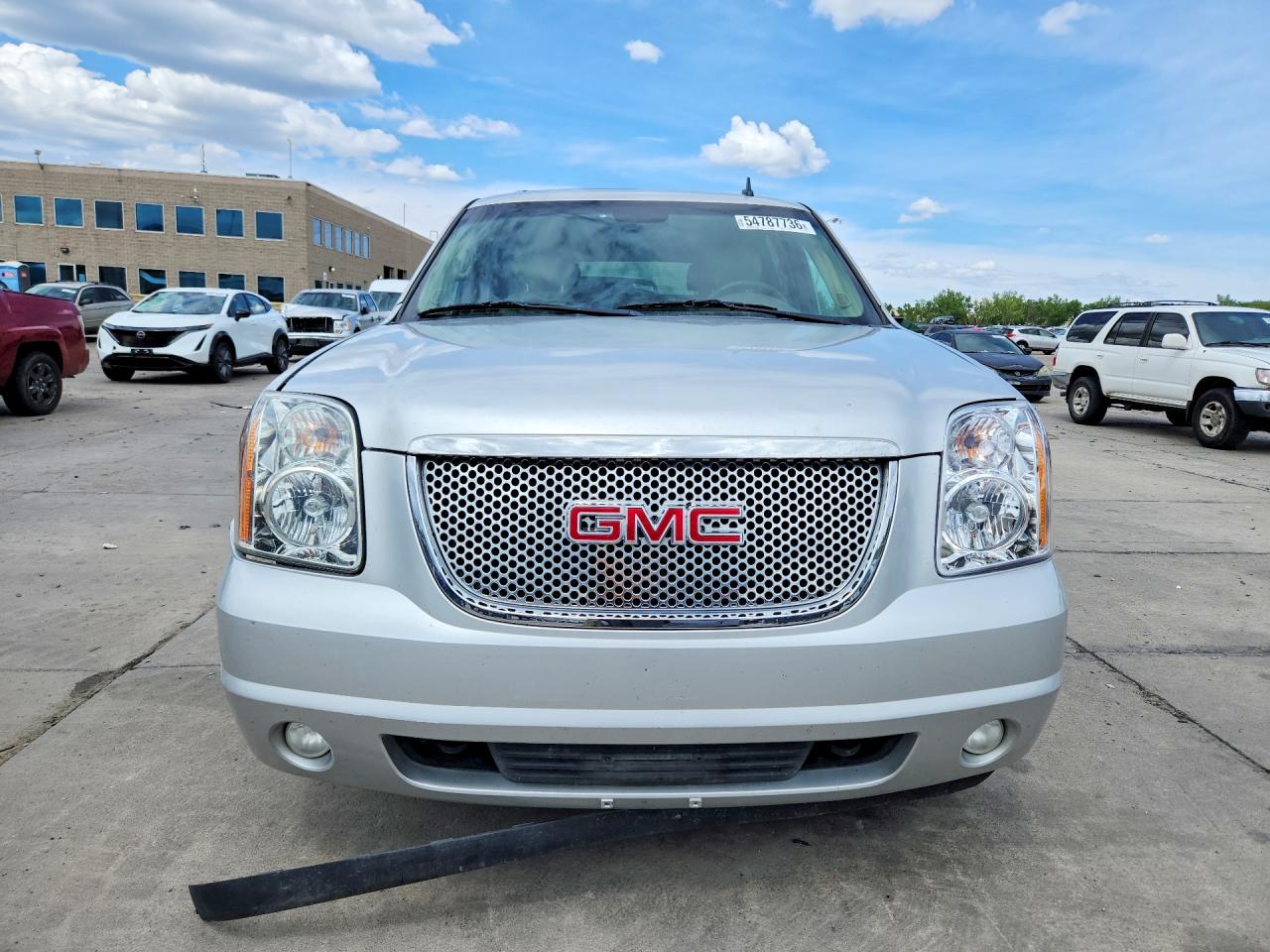 2010 GMC YUKON XL K1500 SLT photo 5