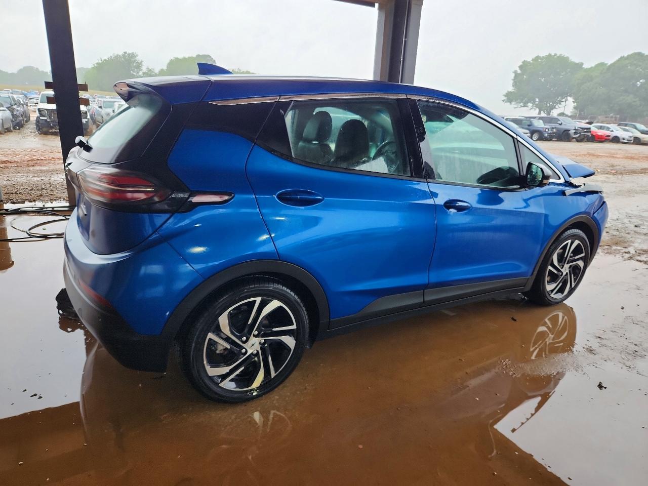 2023 CHEVROLET BOLT EV 2LT photo 3