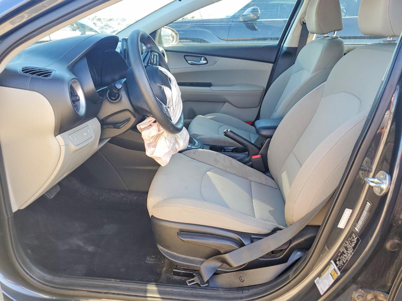 2021 KIA FORTE LXS photo 7