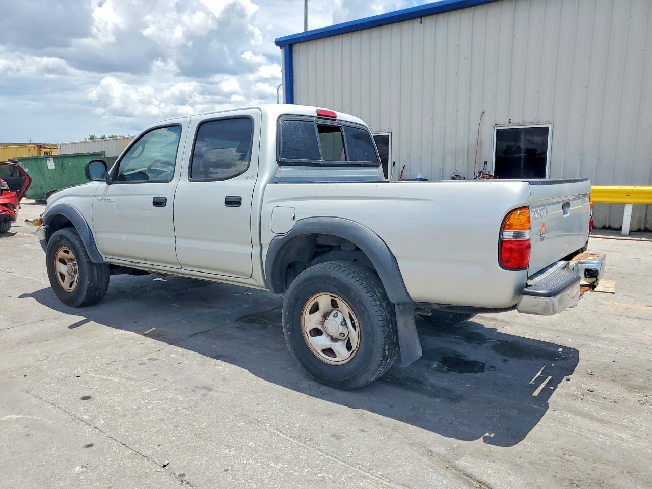2002 TOYOTA TACOMA DOUBLE CAB PRERUNNER photo 3