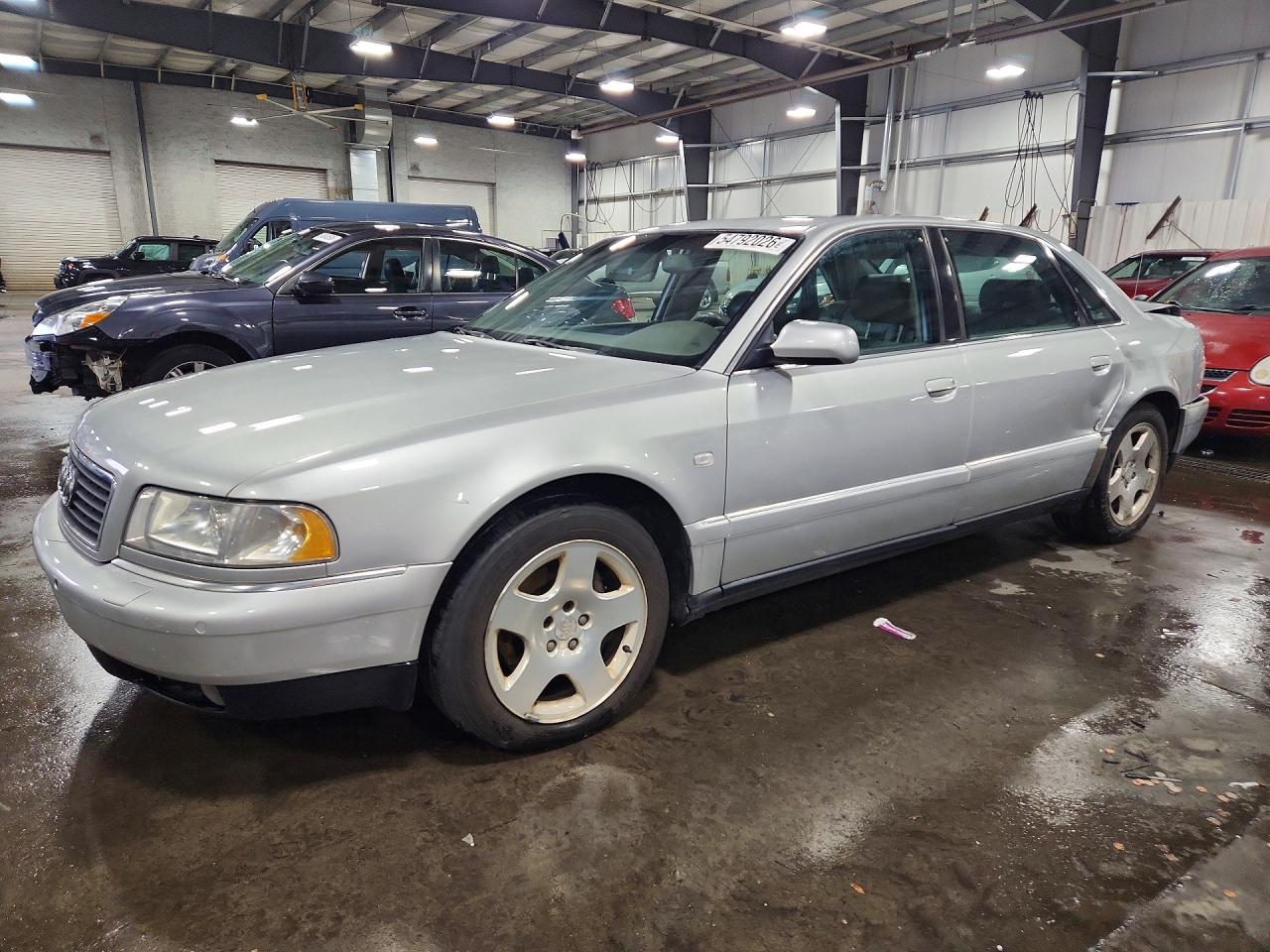 2001 AUDI A8