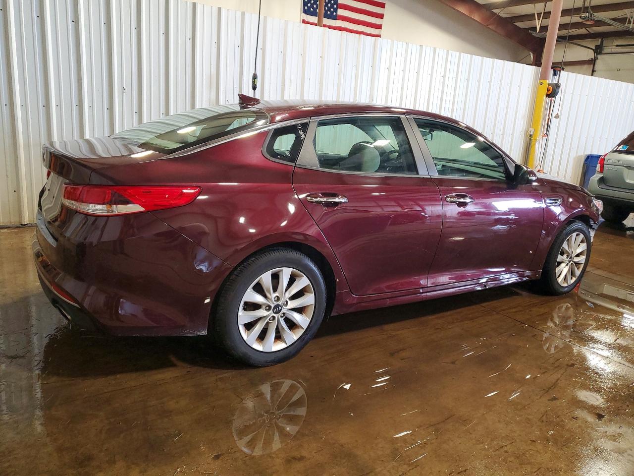 2018 KIA OPTIMA LX photo 7