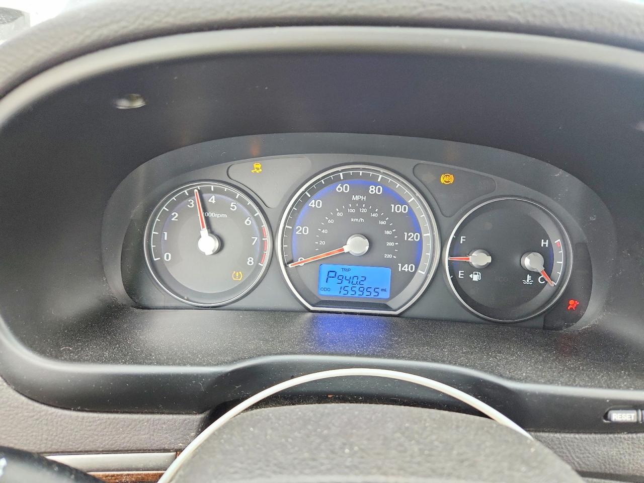 2010 HYUNDAI SANTA FE GLS photo 17