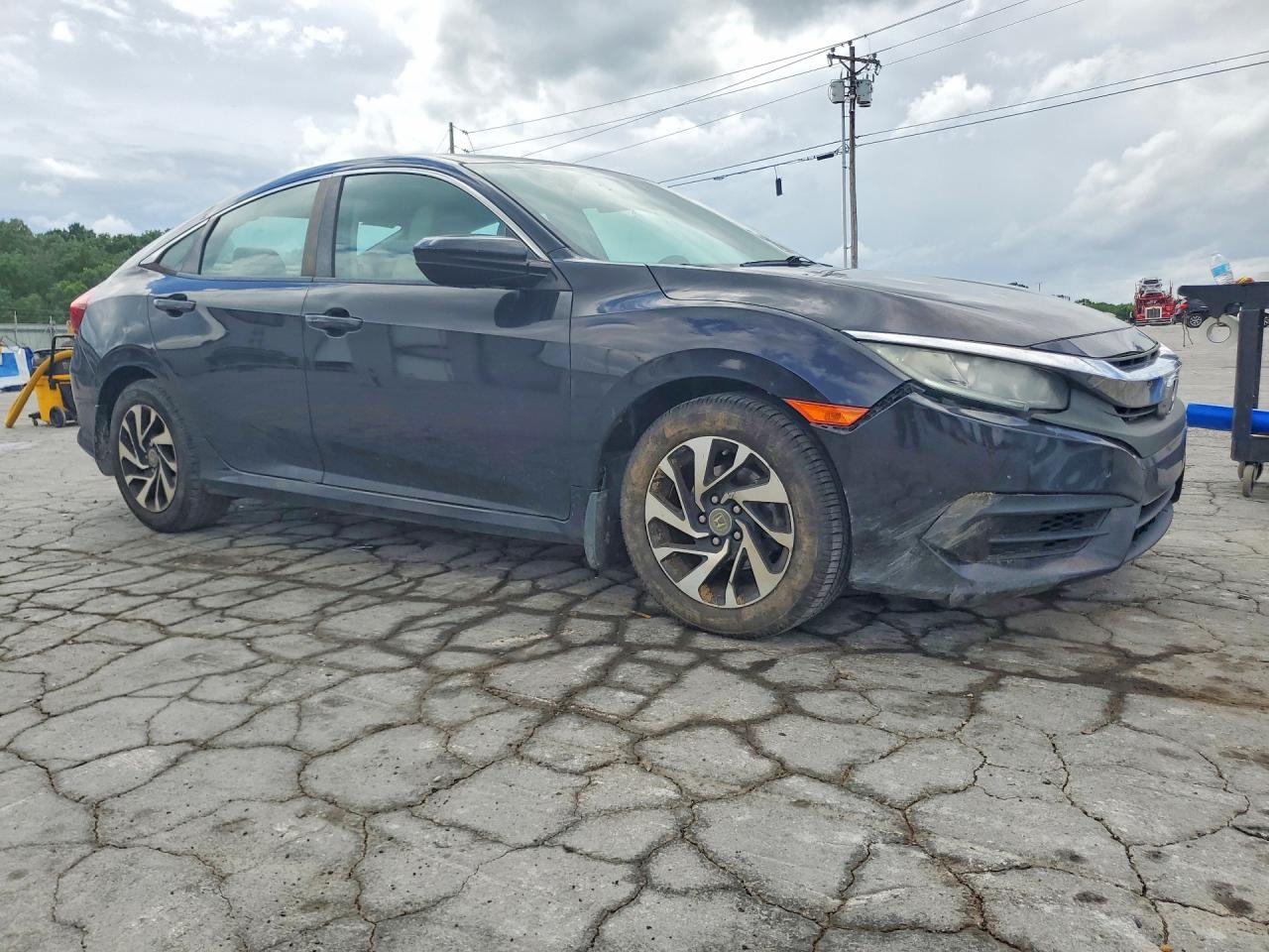 2016 HONDA CIVIC LX photo 7