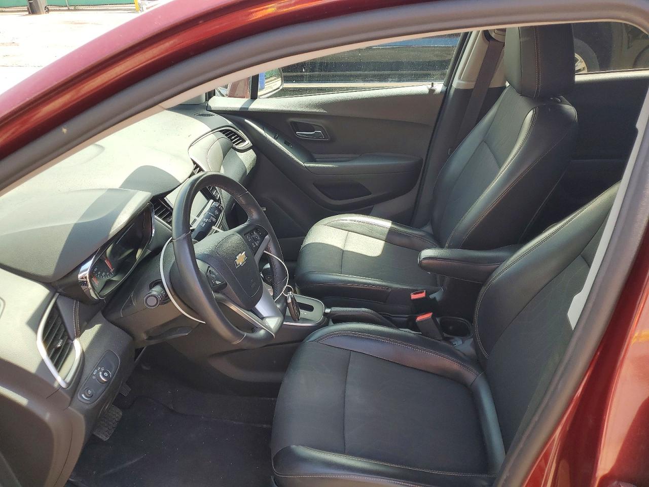 2017 CHEVROLET TRAX 1LT photo 7