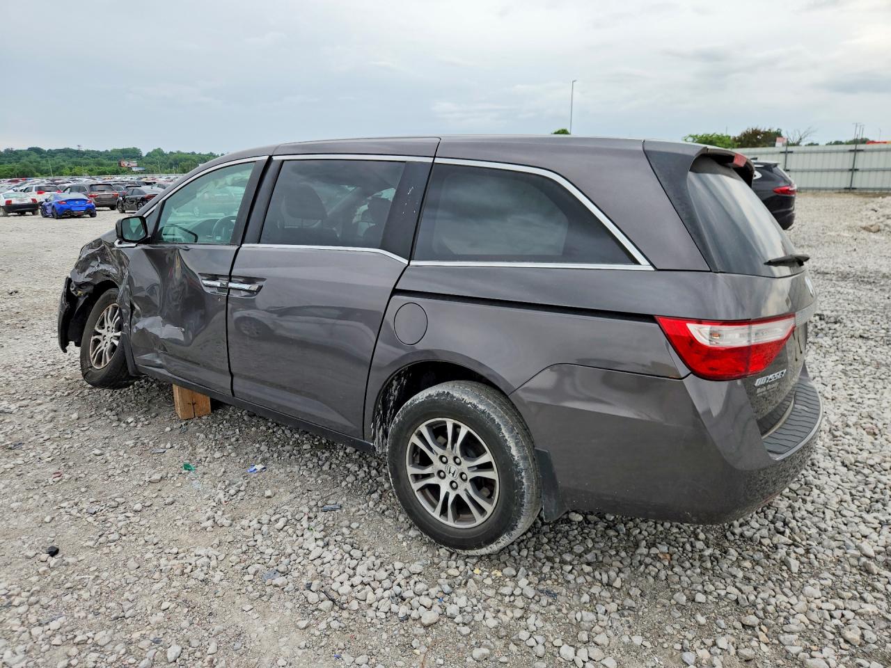 2013 HONDA ODYSSEY EXL photo 3