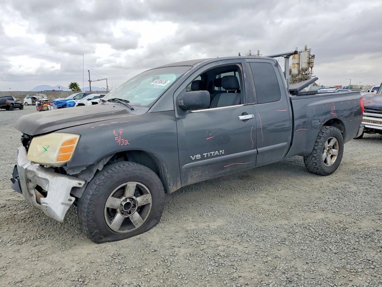 2006 NISSAN TITAN