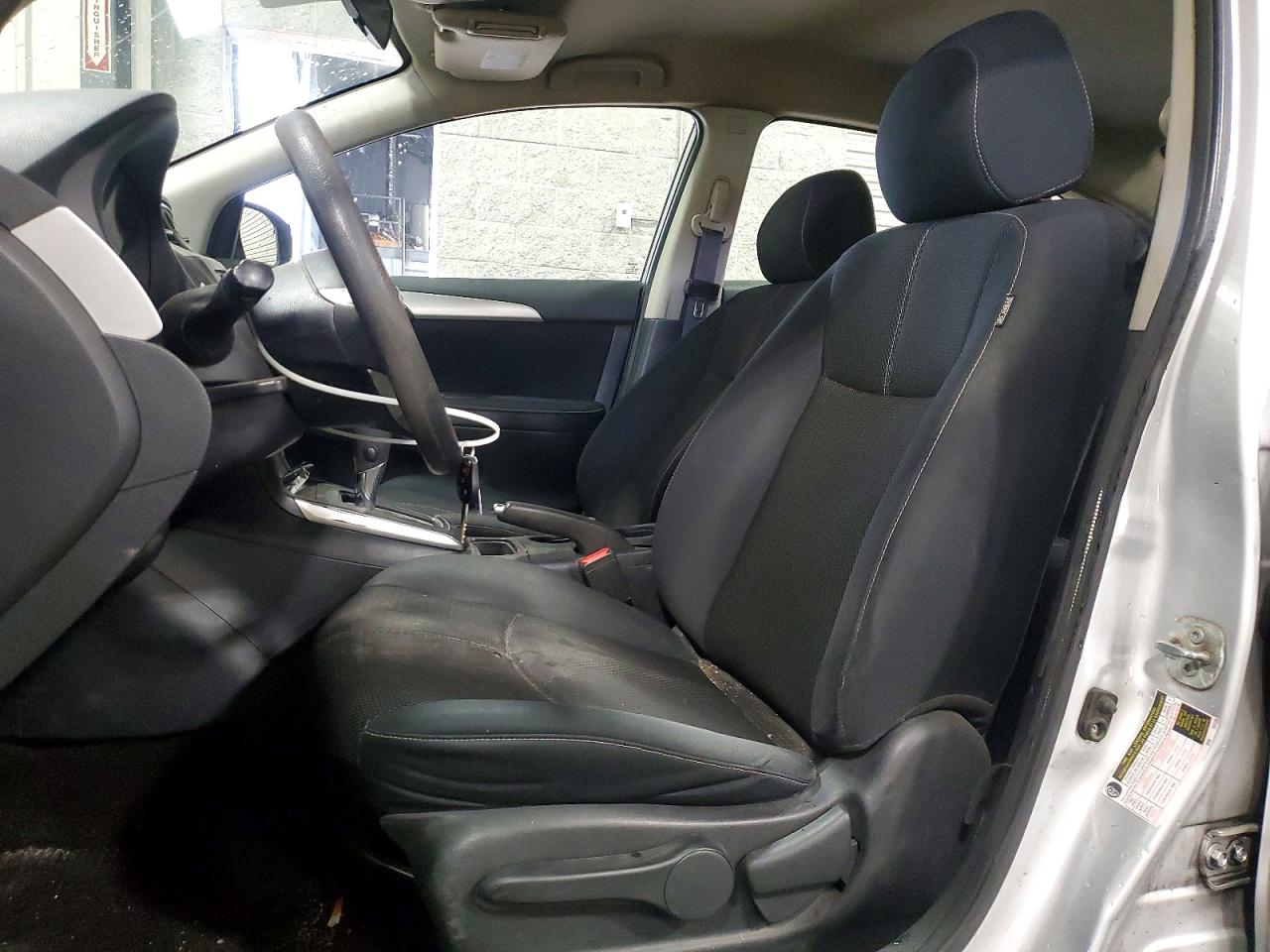 2016 NISSAN SENTRA S photo 13