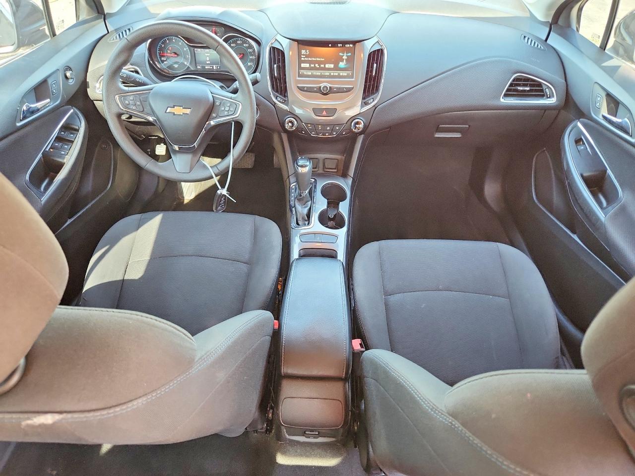 2017 CHEVROLET CRUZE LT photo 15