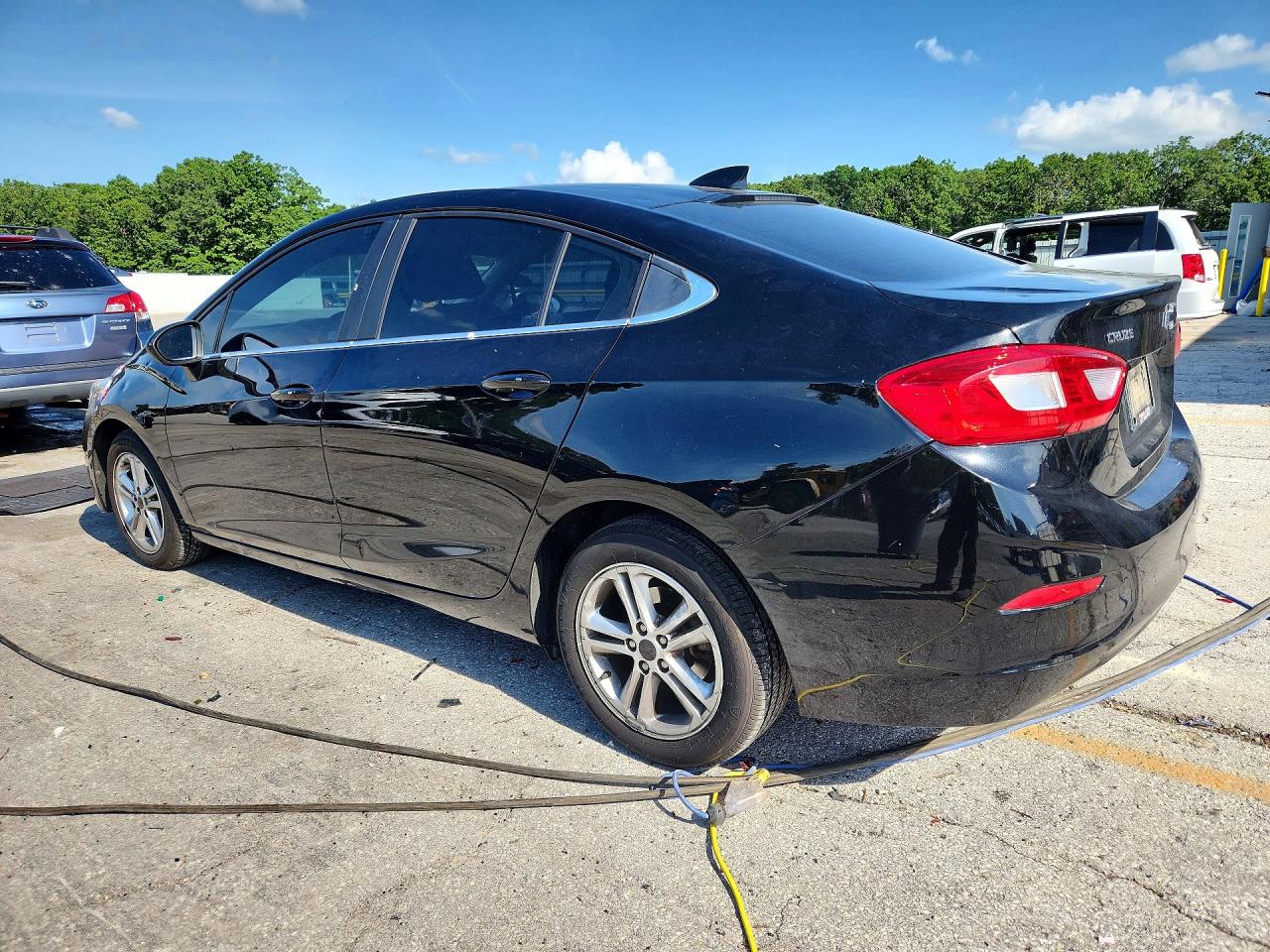 2017 CHEVROLET CRUZE LT photo 3