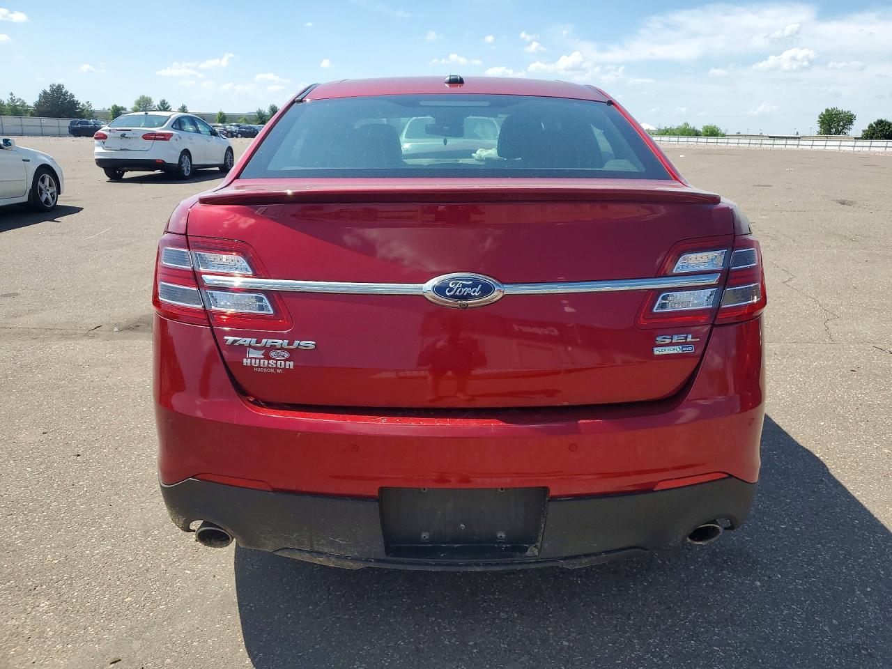 2015 FORD TAURUS SEL photo 16