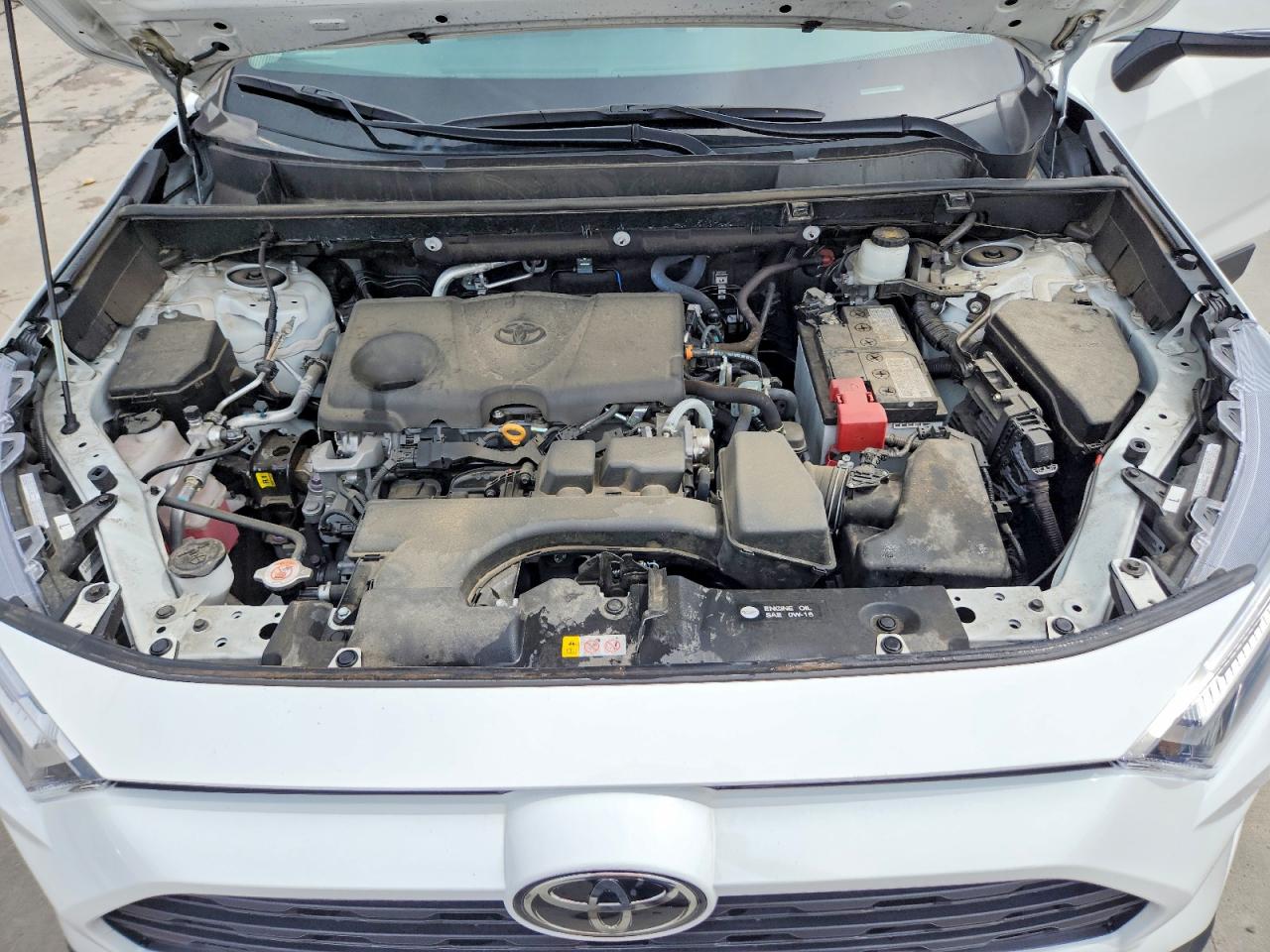 2022 TOYOTA RAV4 XLE photo 34