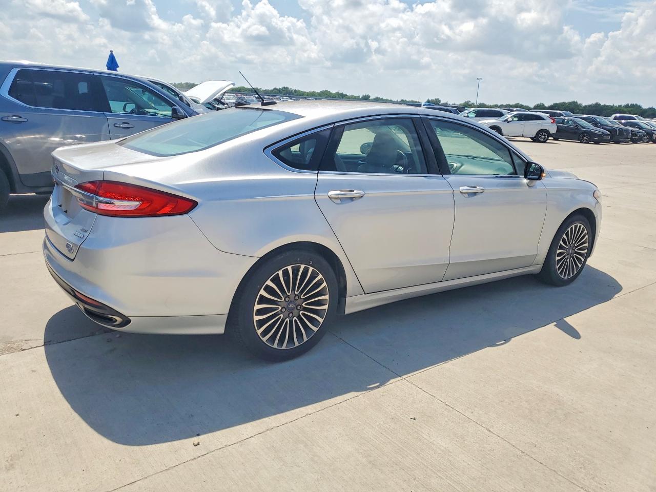 2017 FORD FUSION SE photo 7