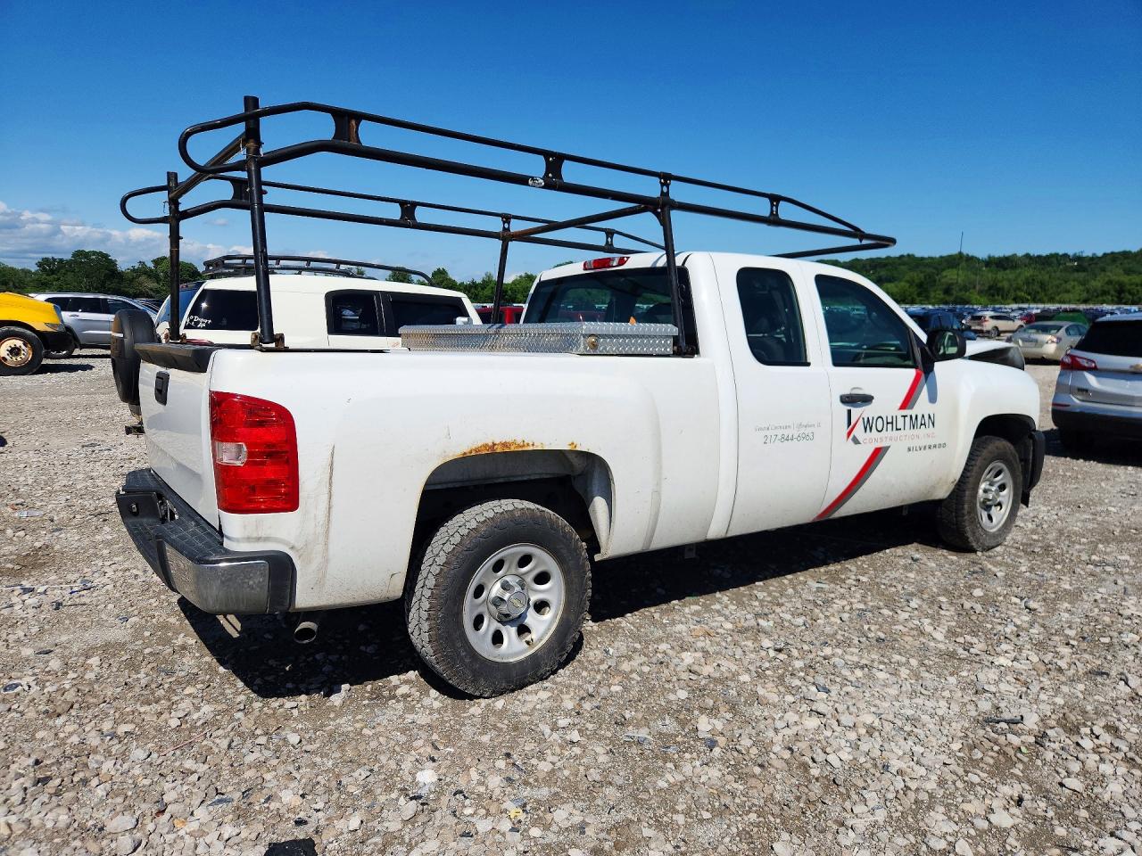 2010 CHEVROLET SILVERADO C1500 photo 5