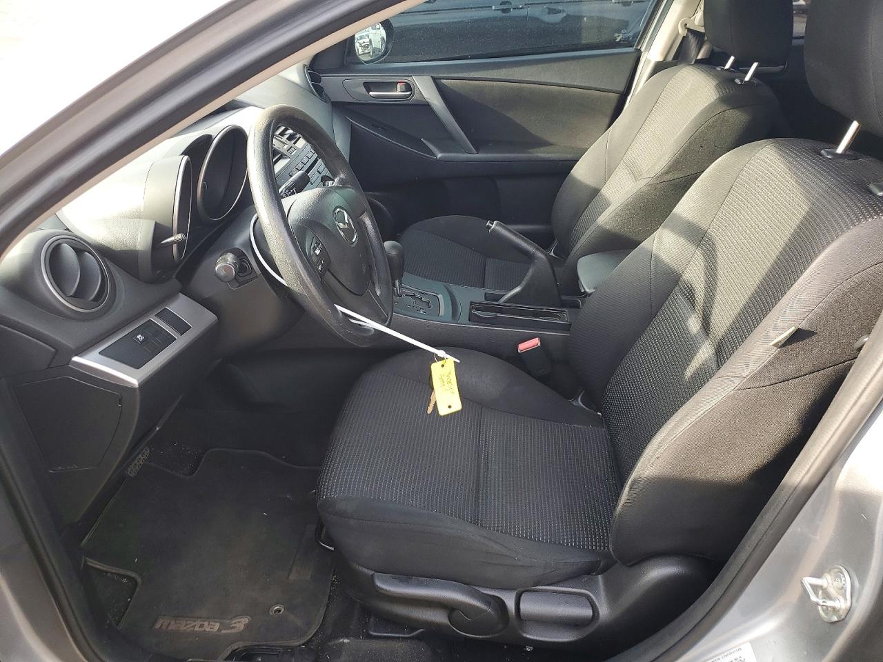 2013 MAZDA 3 I photo 13
