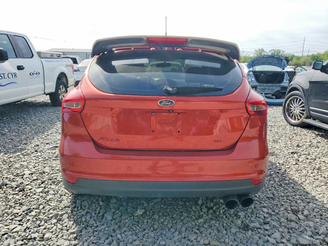 2018 FORD FOCUS SEL photo 11