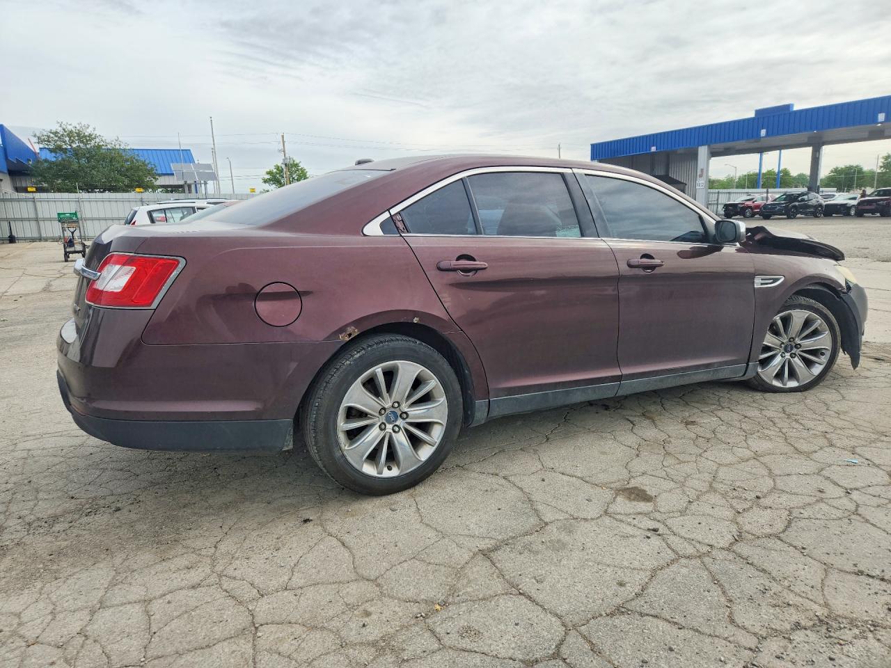 2010 FORD TAURUS LIMITED photo 5