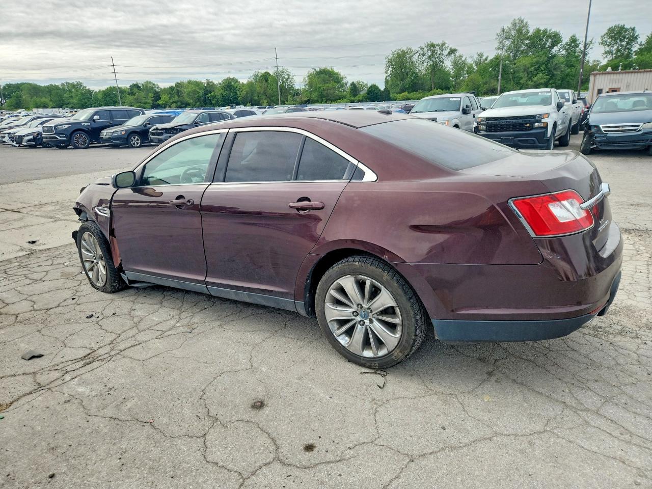 2010 FORD TAURUS LIMITED photo 3