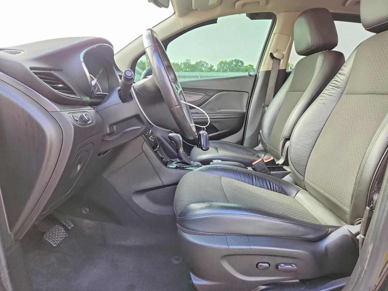 2017 BUICK ENCORE PREFERRED photo 13