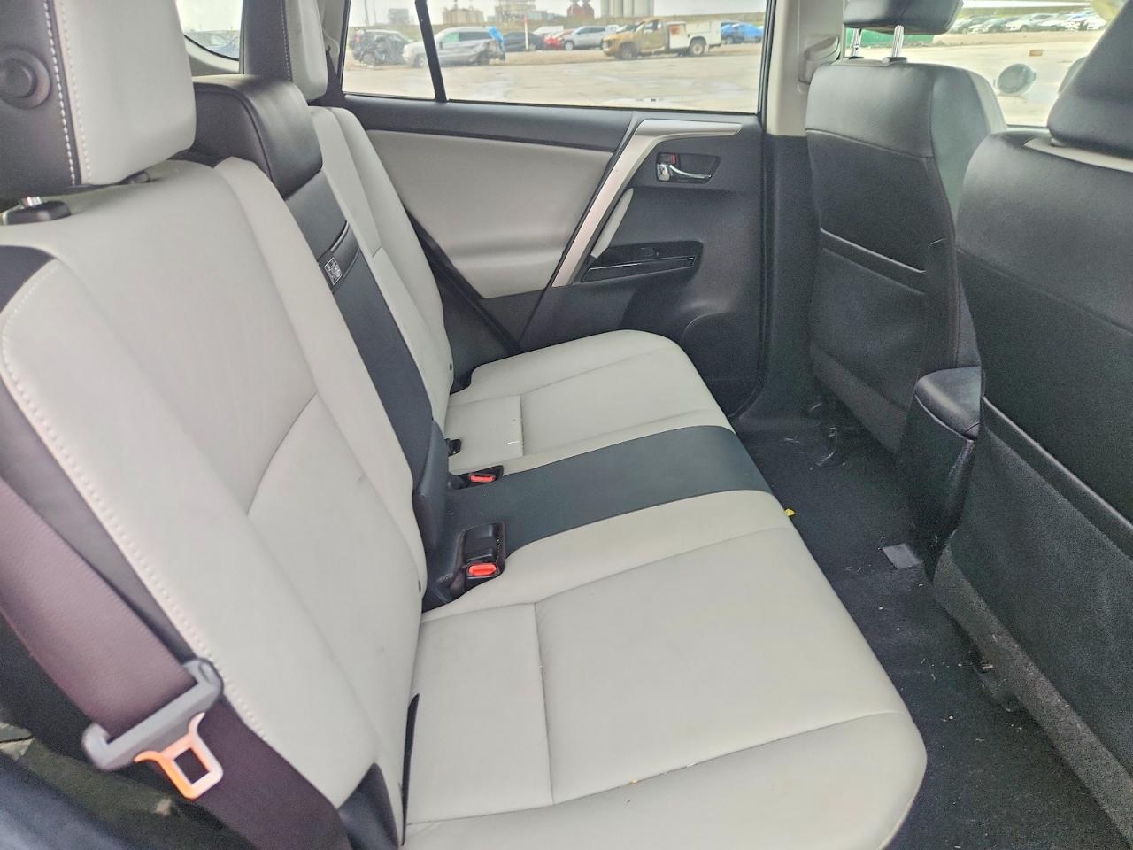 2018 TOYOTA RAV4 HV LIMITED photo 21