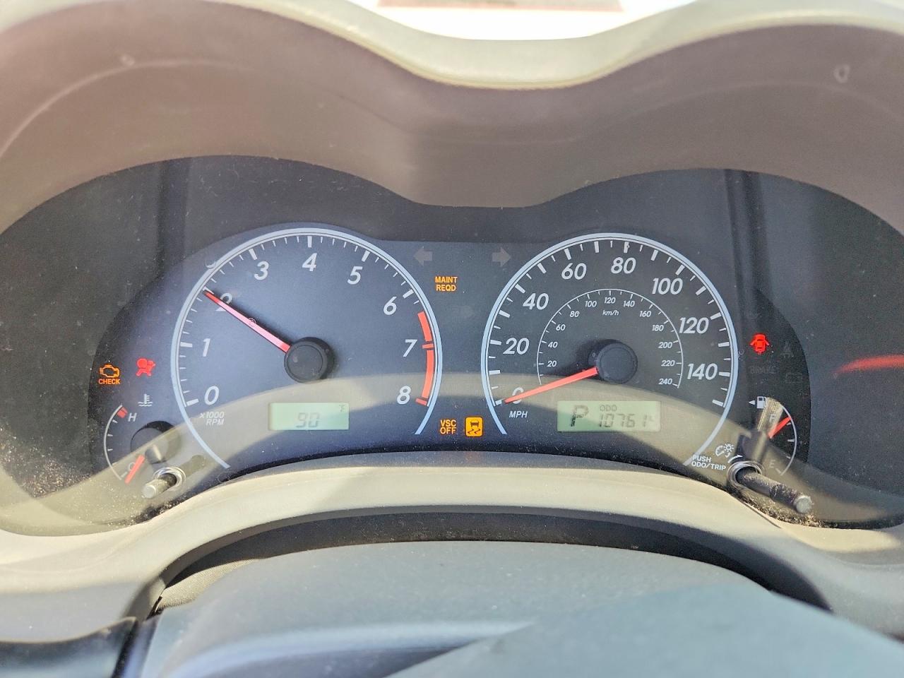 2010 TOYOTA COROLLA LE photo 17