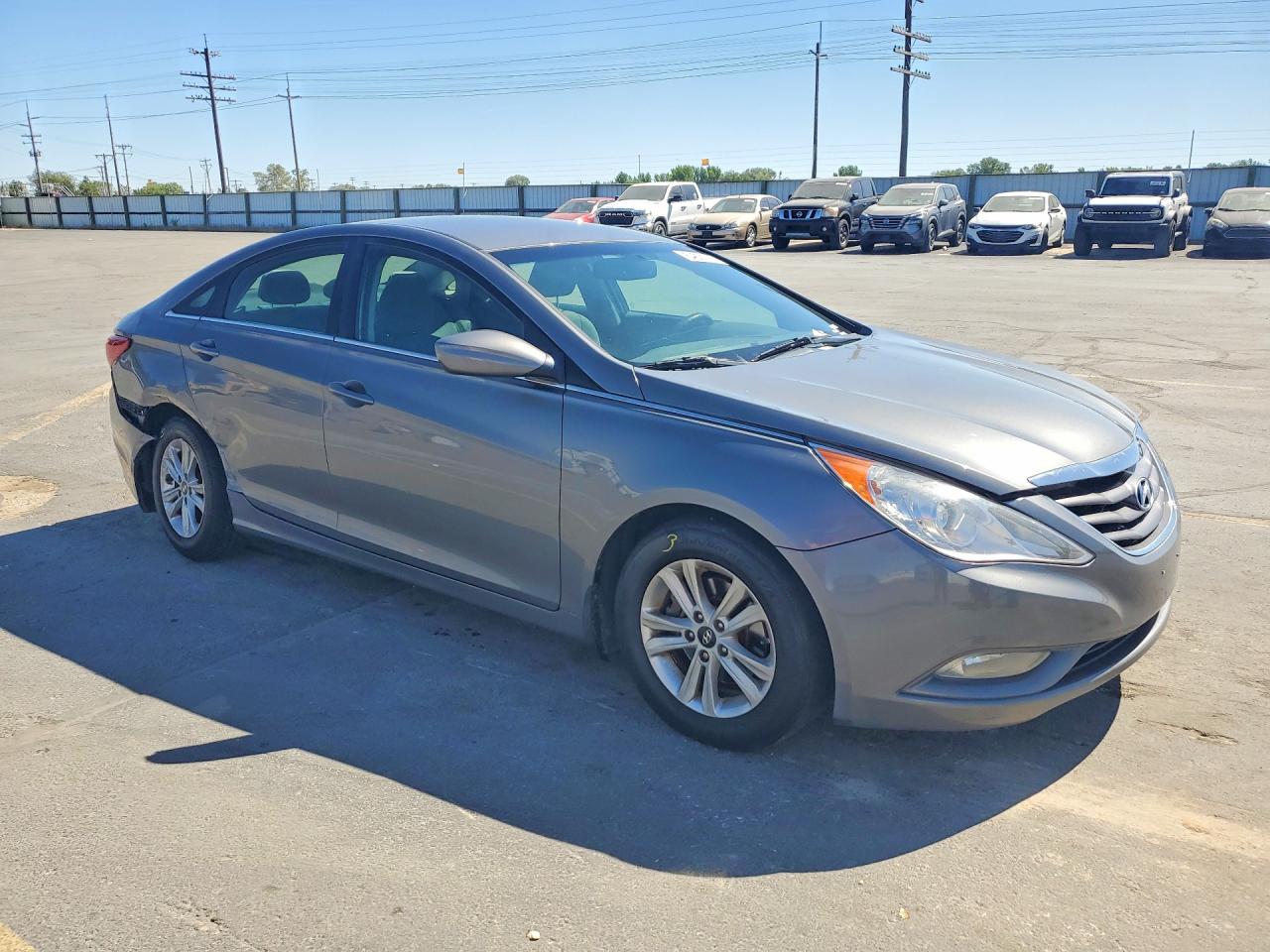 2013 HYUNDAI SONATA GLS photo 10