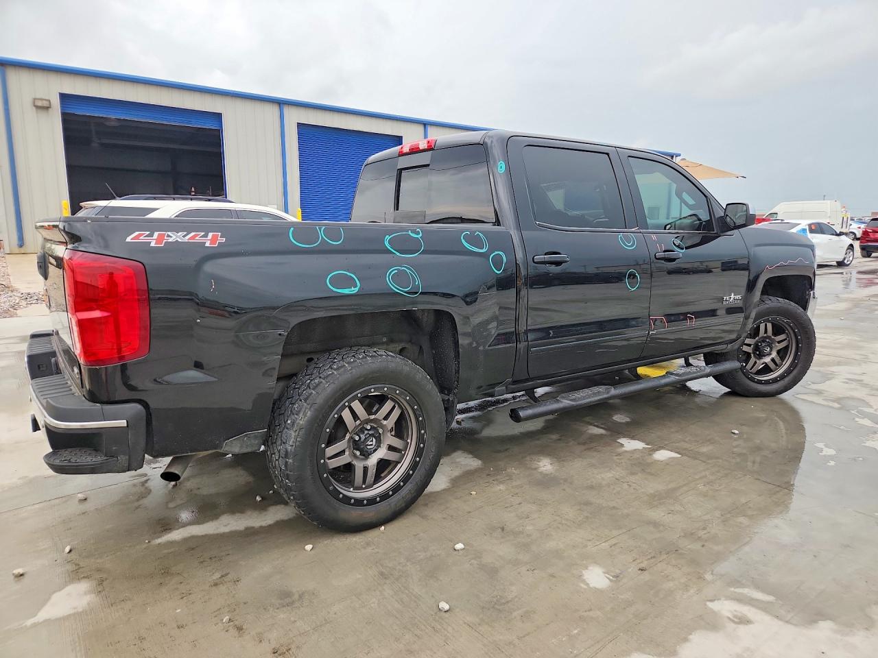 2017 CHEVROLET SILVERADO K1500 LTZ photo 7