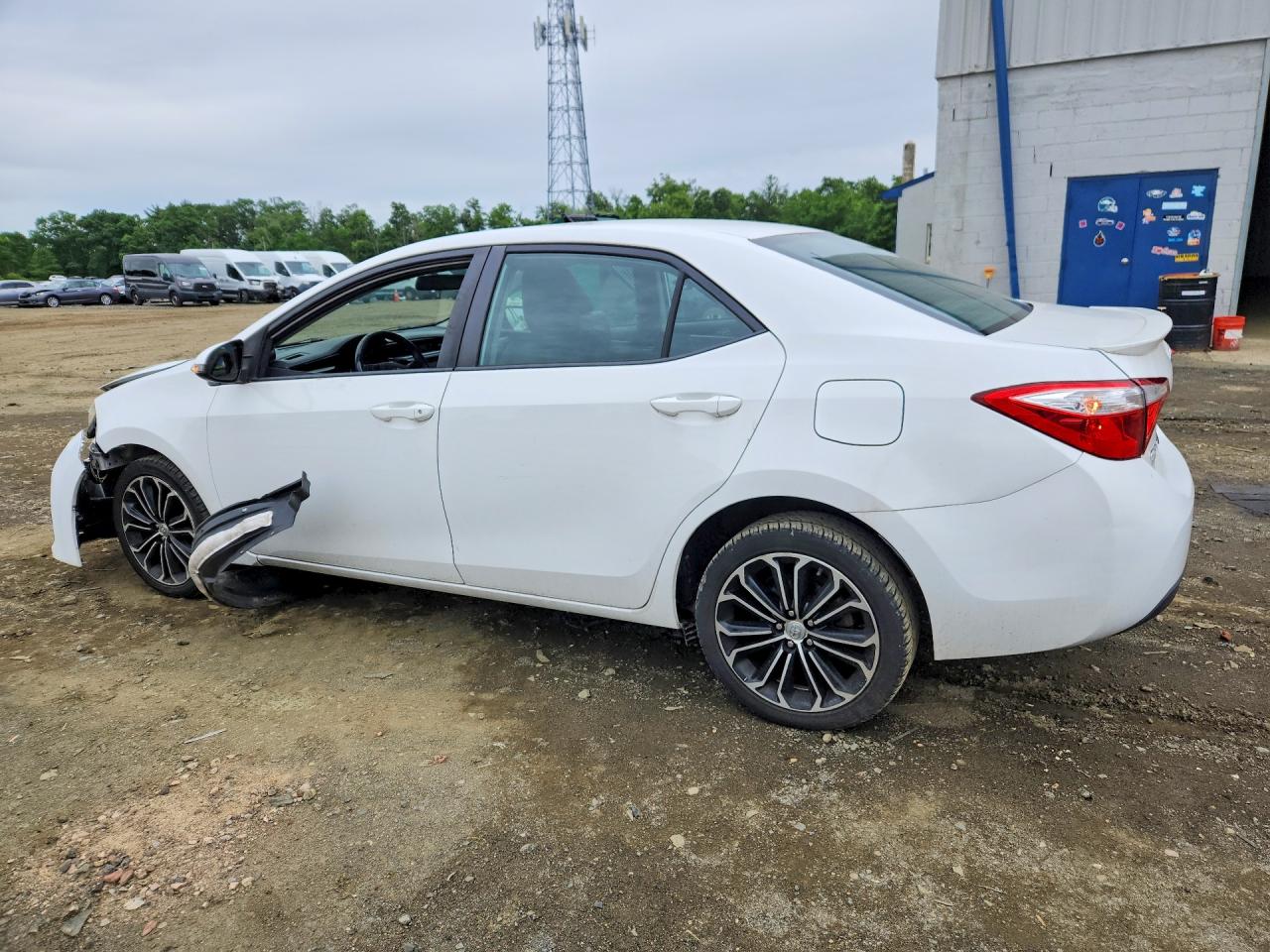 2015 TOYOTA COROLLA S PLUS photo 3