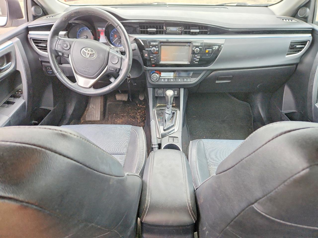 2015 TOYOTA COROLLA S PLUS photo 15