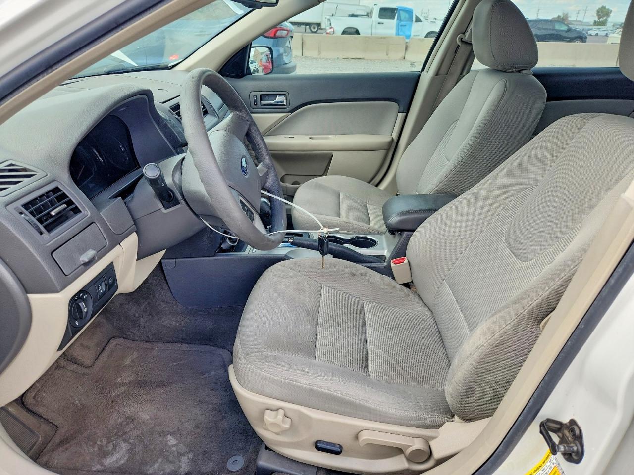 2010 FORD FUSION SE photo 13