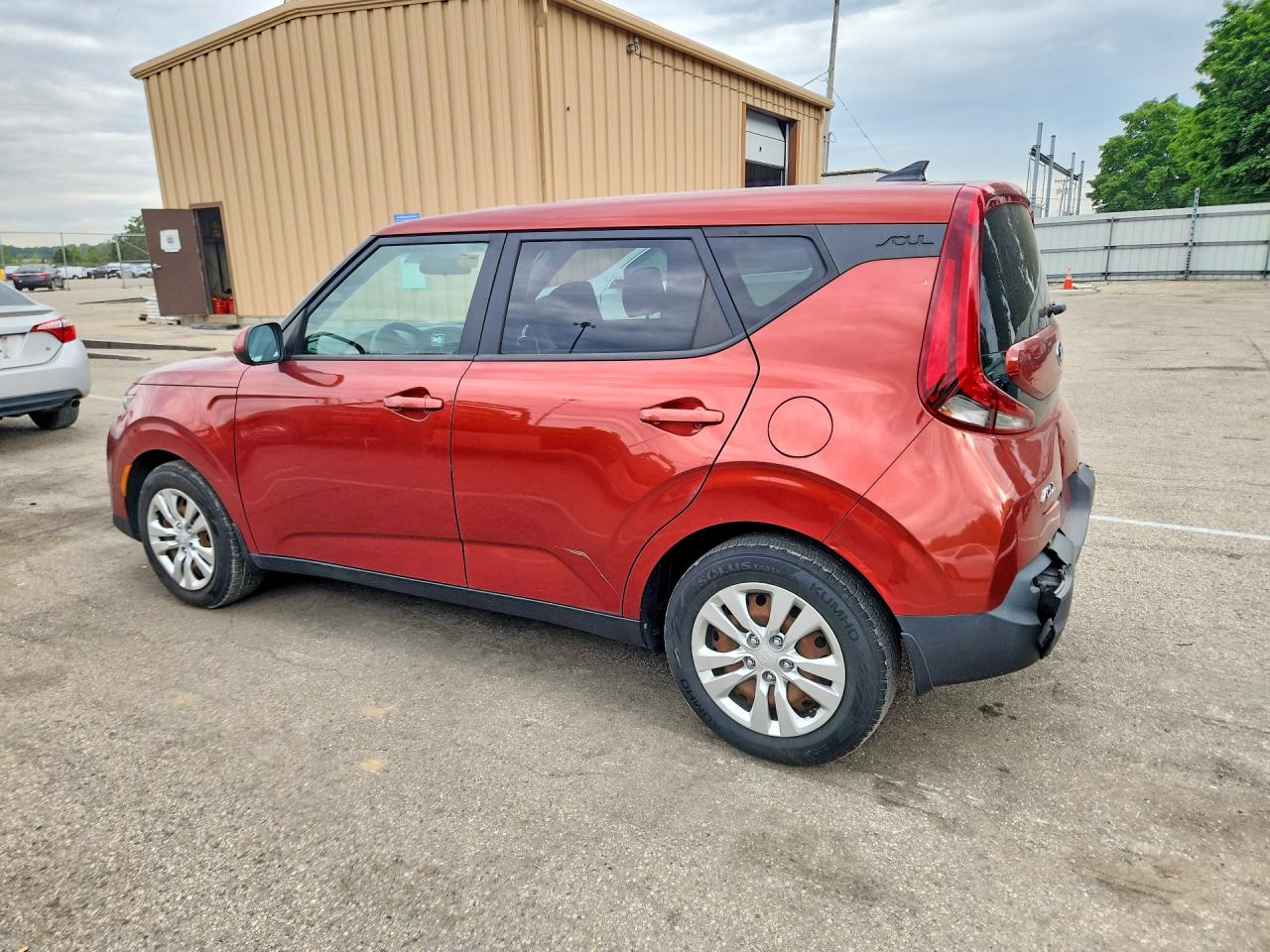 2021 KIA SOUL LX photo 2