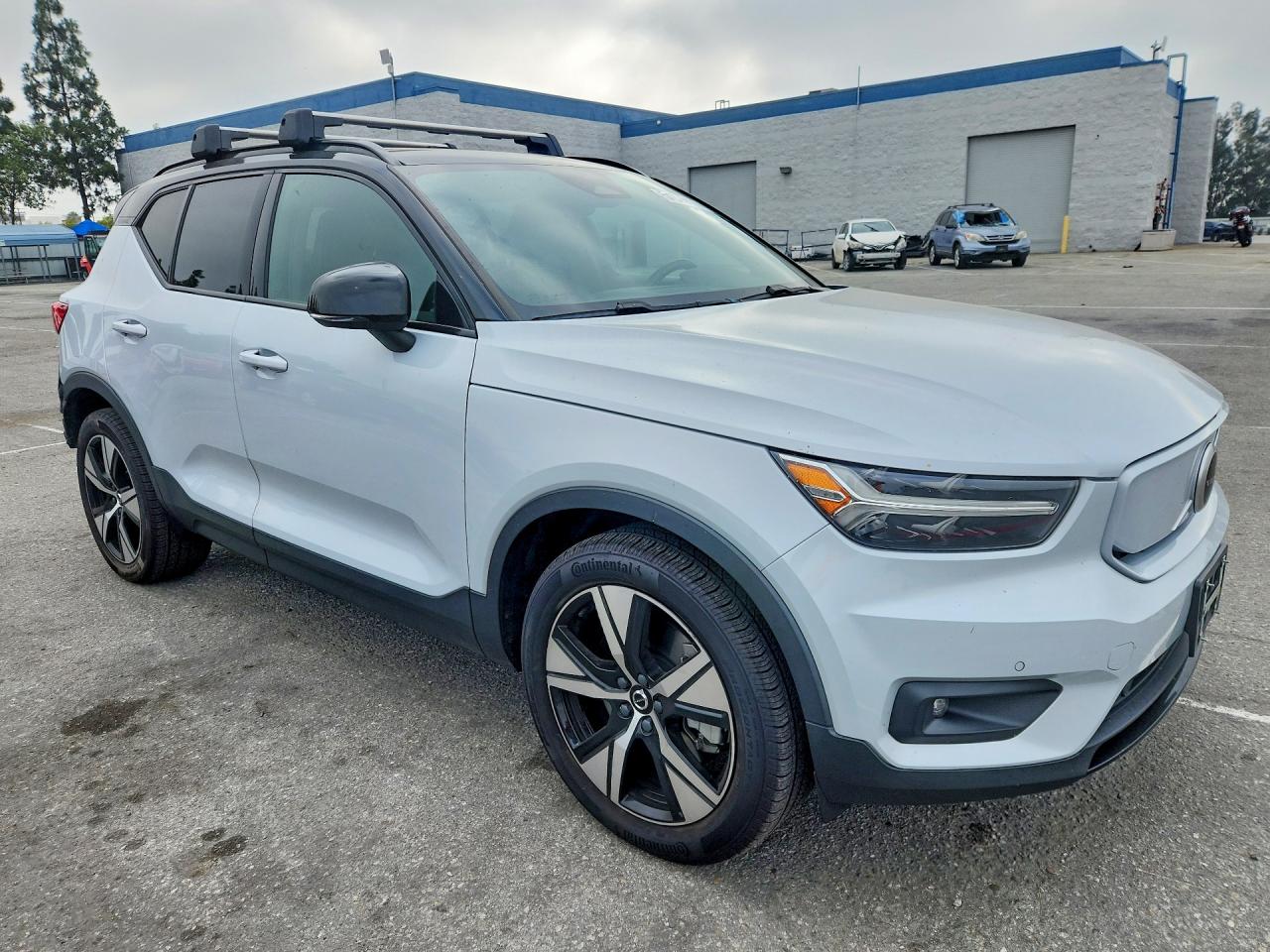 2021 VOLVO XC40 RECHARGE photo 7