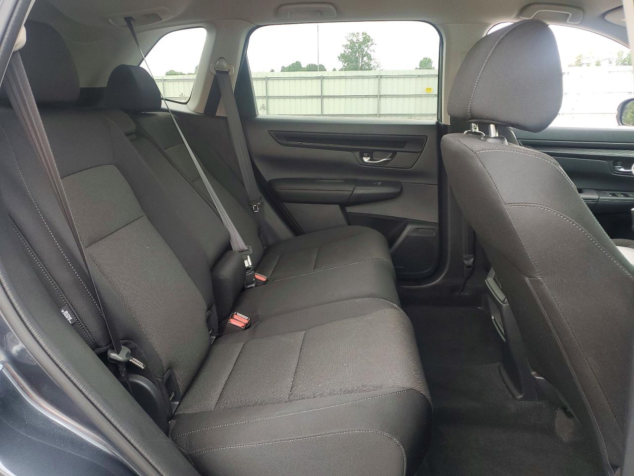 2025 HONDA CR-V LX photo 31