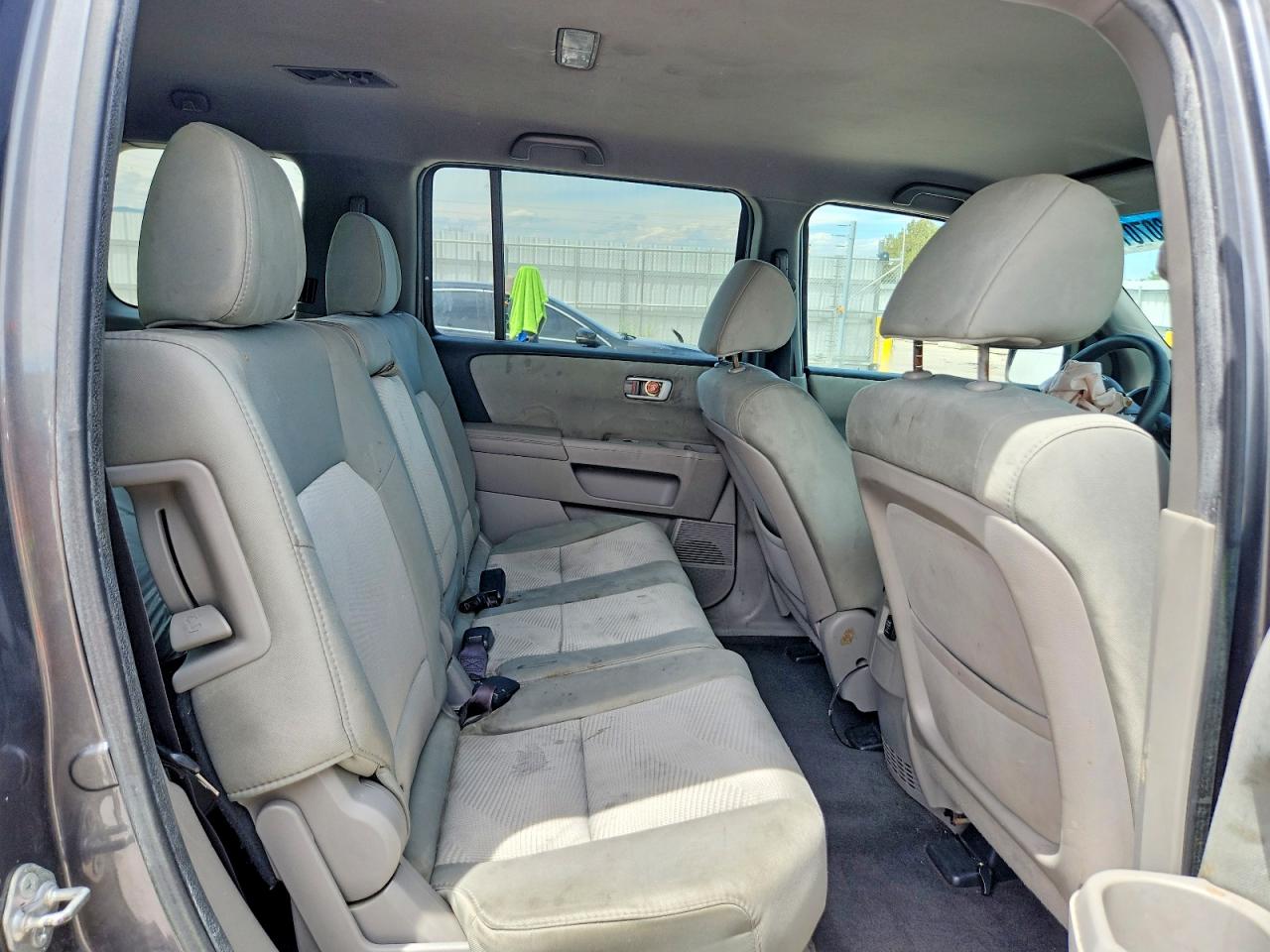 2012 HONDA PILOT LX photo 21