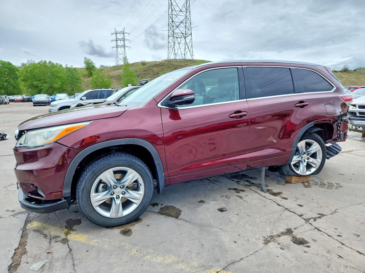 2014 TOYOTA HIGHLANDER