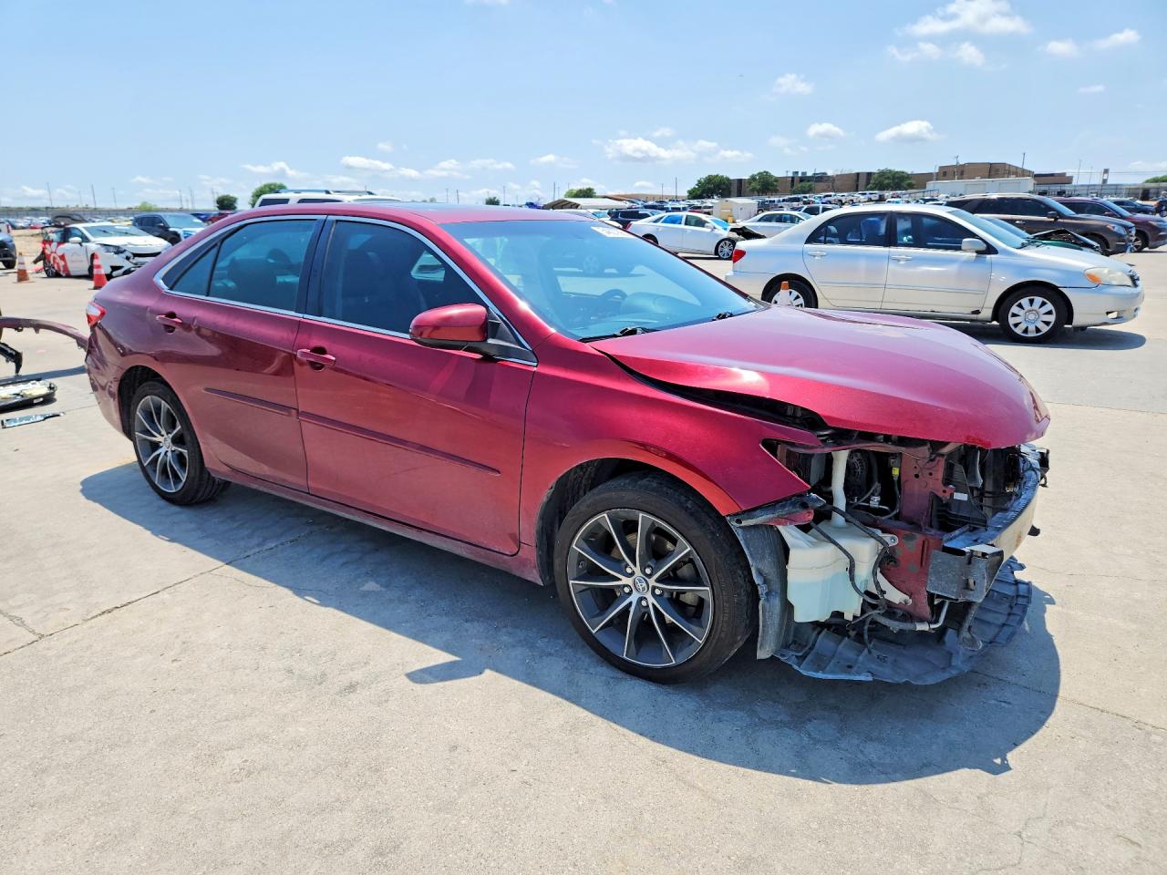 2015 TOYOTA CAMRY XSE photo 7