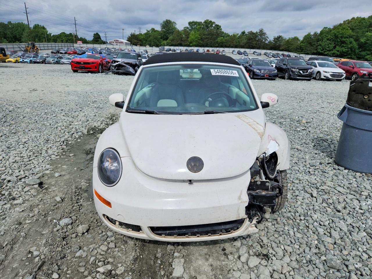 2009 VOLKSWAGEN NEW BEETLE S photo 13