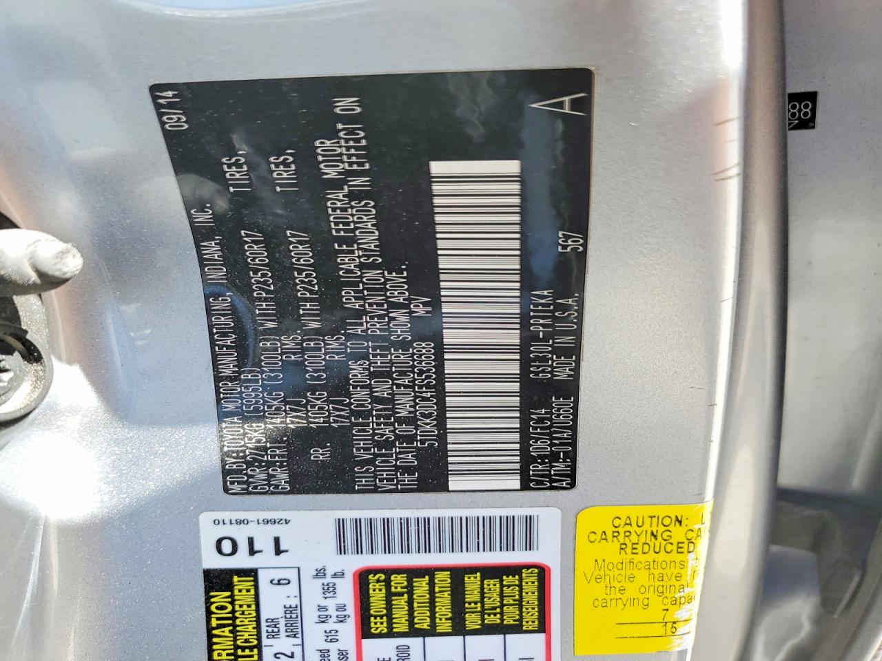2015 TOYOTA SIENNA LE photo 25