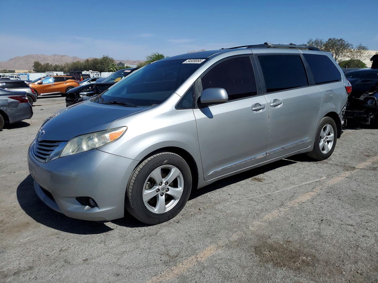 2015 TOYOTA SIENNA
