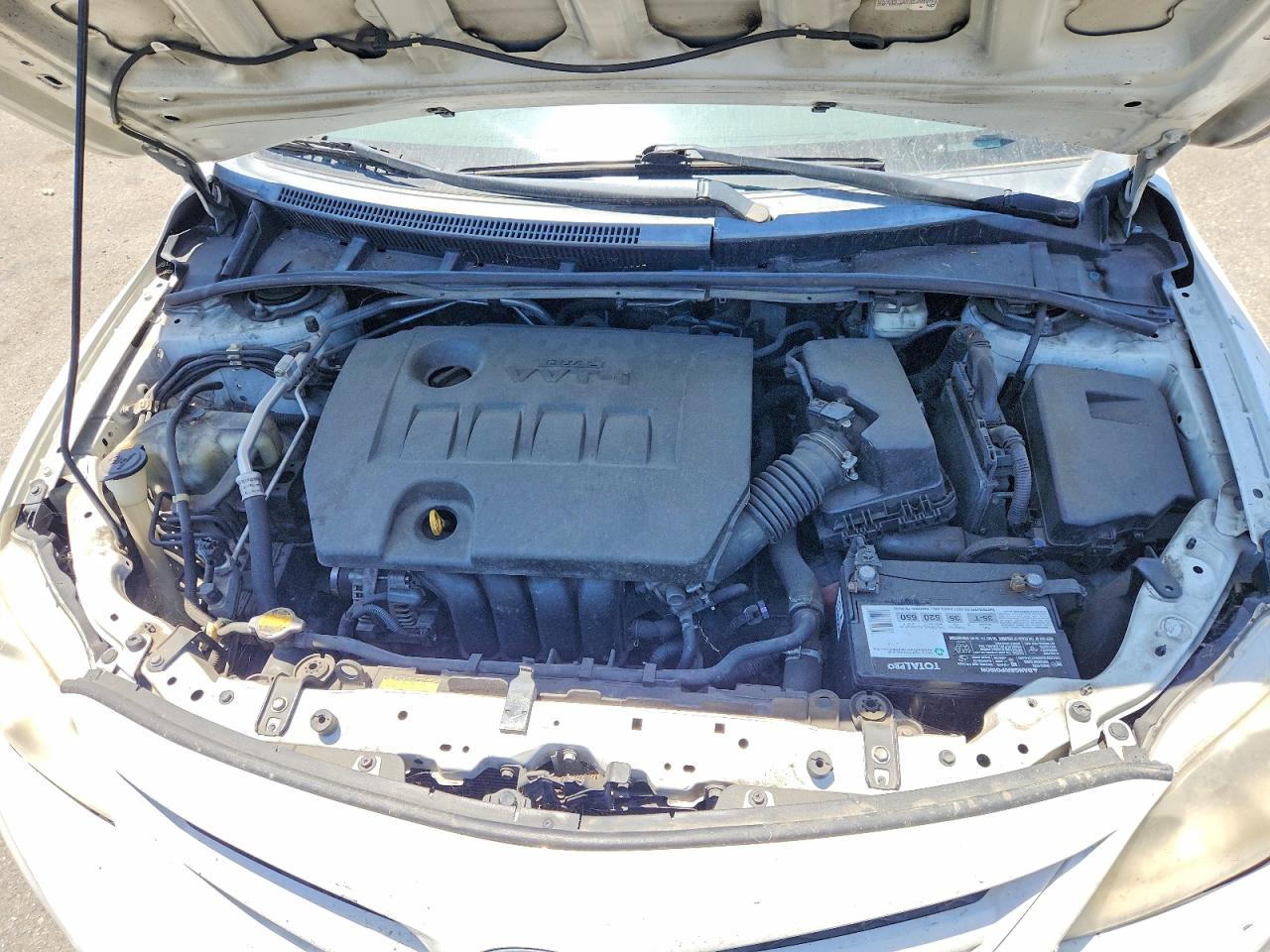 2013 TOYOTA COROLLA photo 21