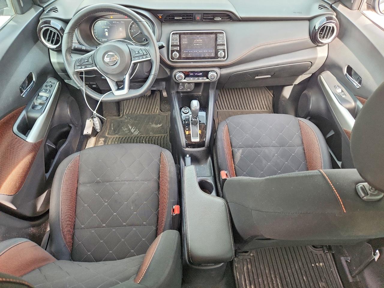 2020 NISSAN KICKS SR photo 22