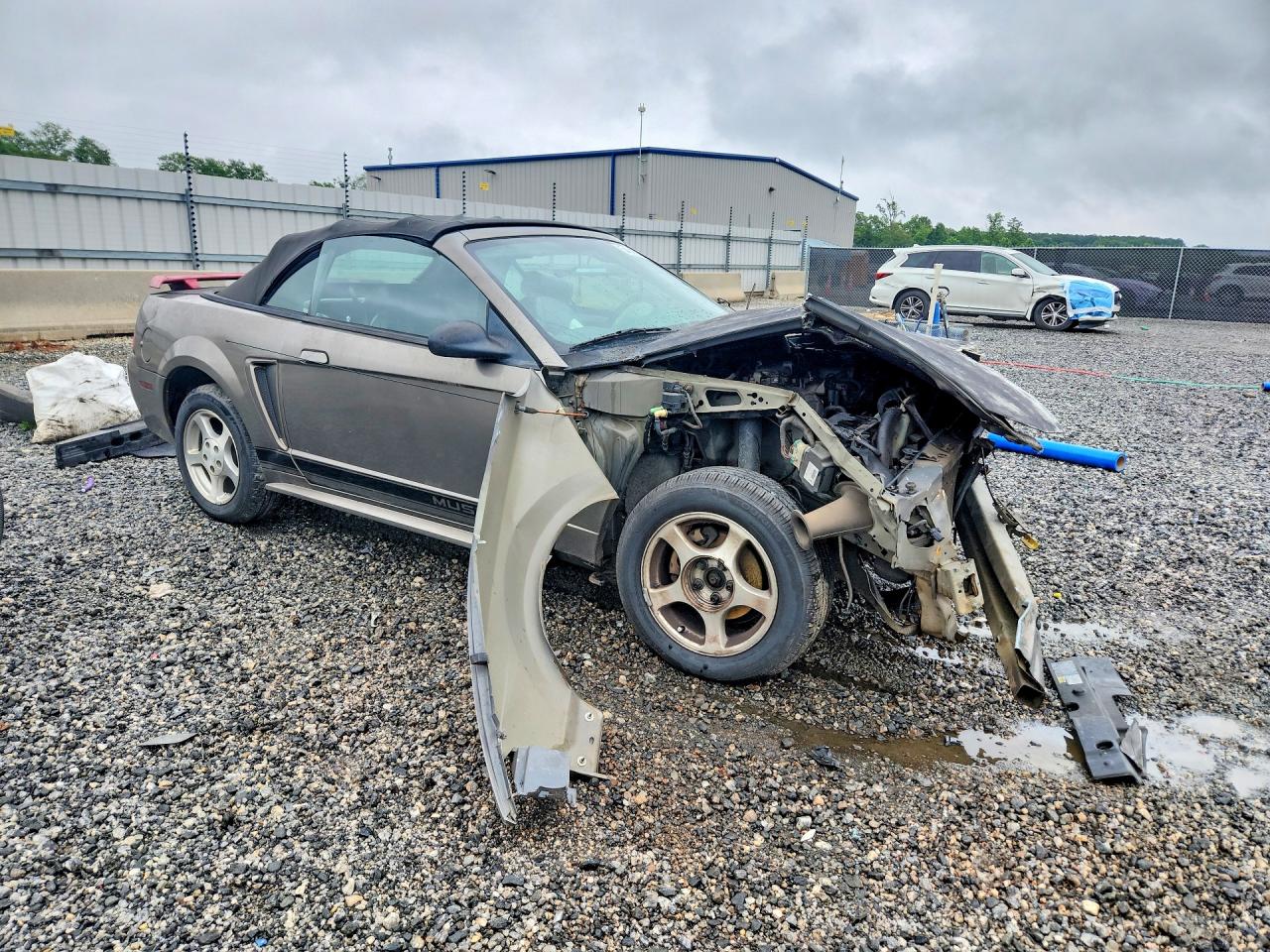 2002 FORD MUSTANG photo 7