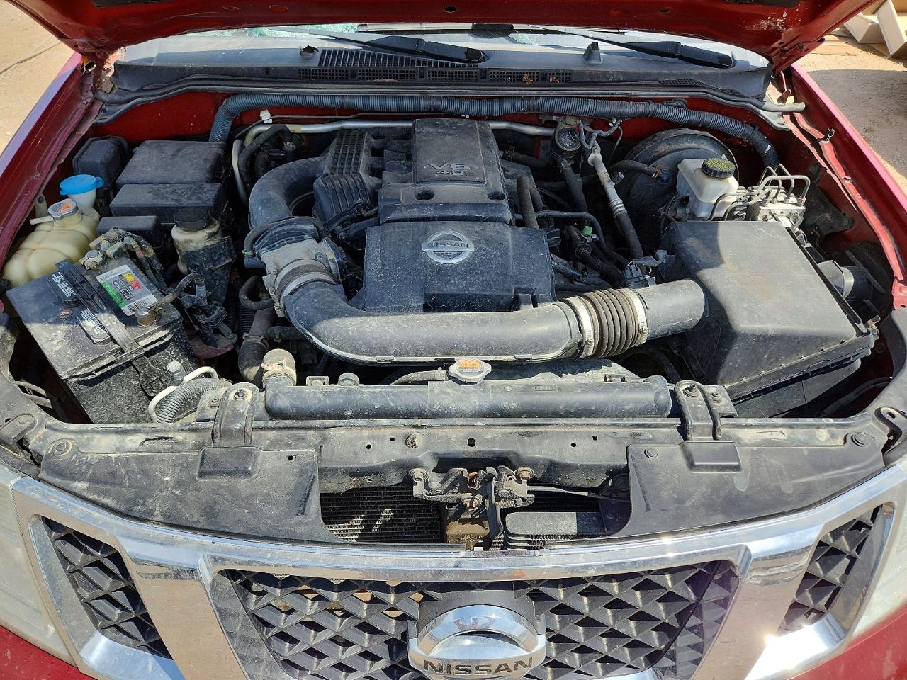 2012 NISSAN PATHFINDER S photo 31