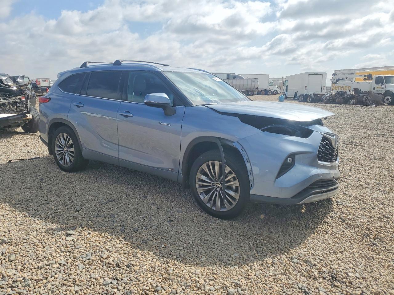 2020 TOYOTA HIGHLANDER HYBRID PLATINUM photo 10
