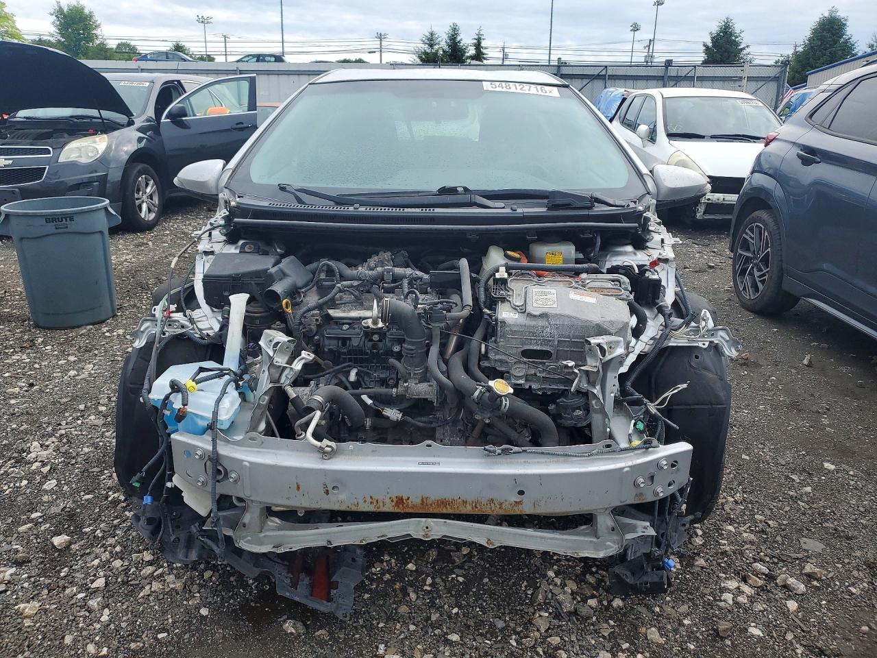 2014 TOYOTA PRIUS C TWO photo 13