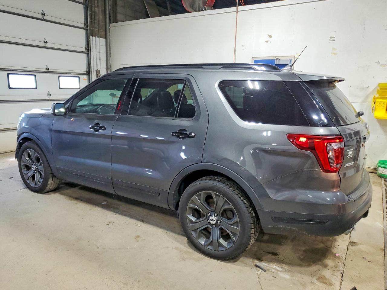 2018 FORD EXPLORER SPORT photo 3