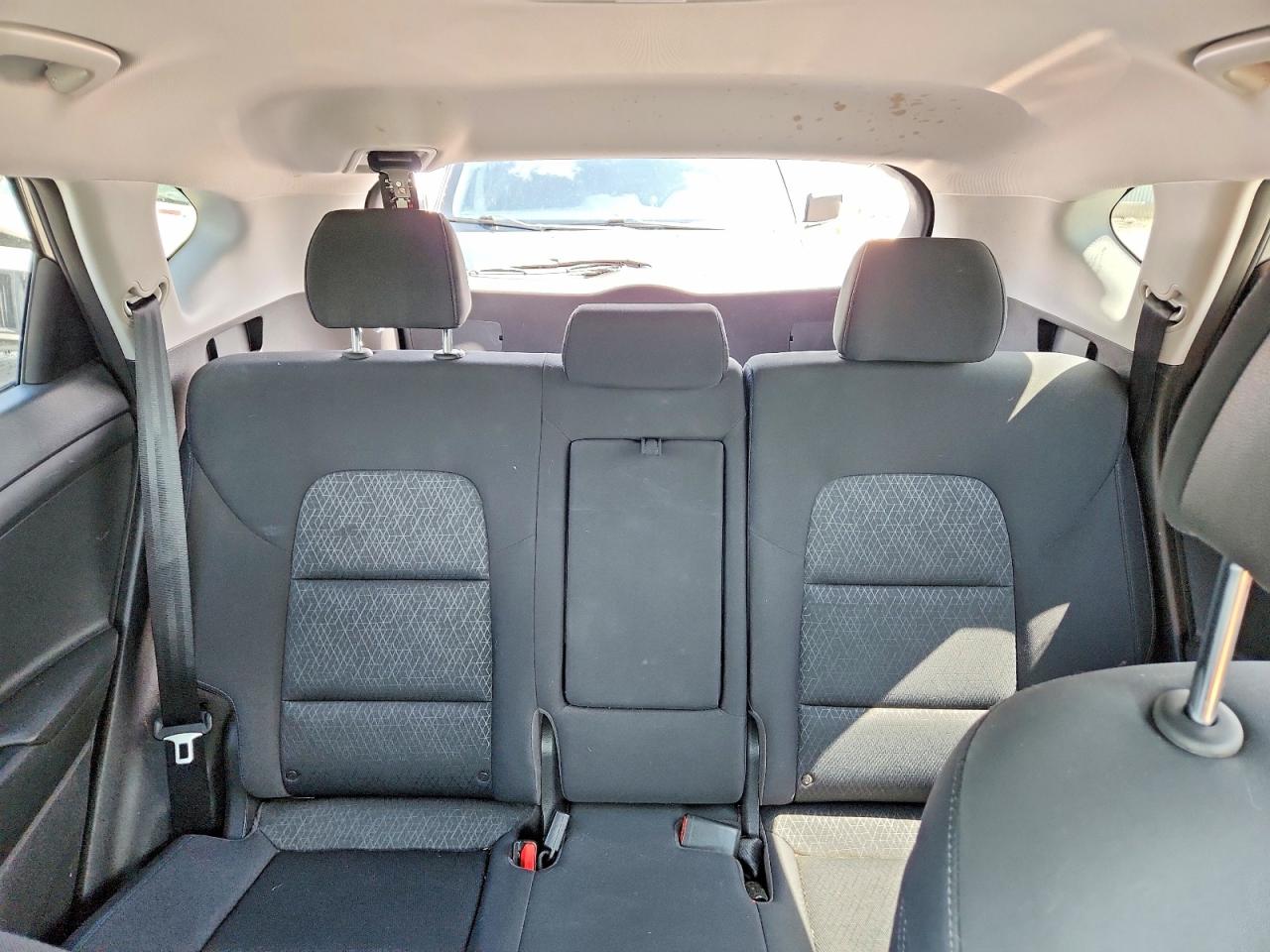 2017 HYUNDAI TUCSON SE photo 28