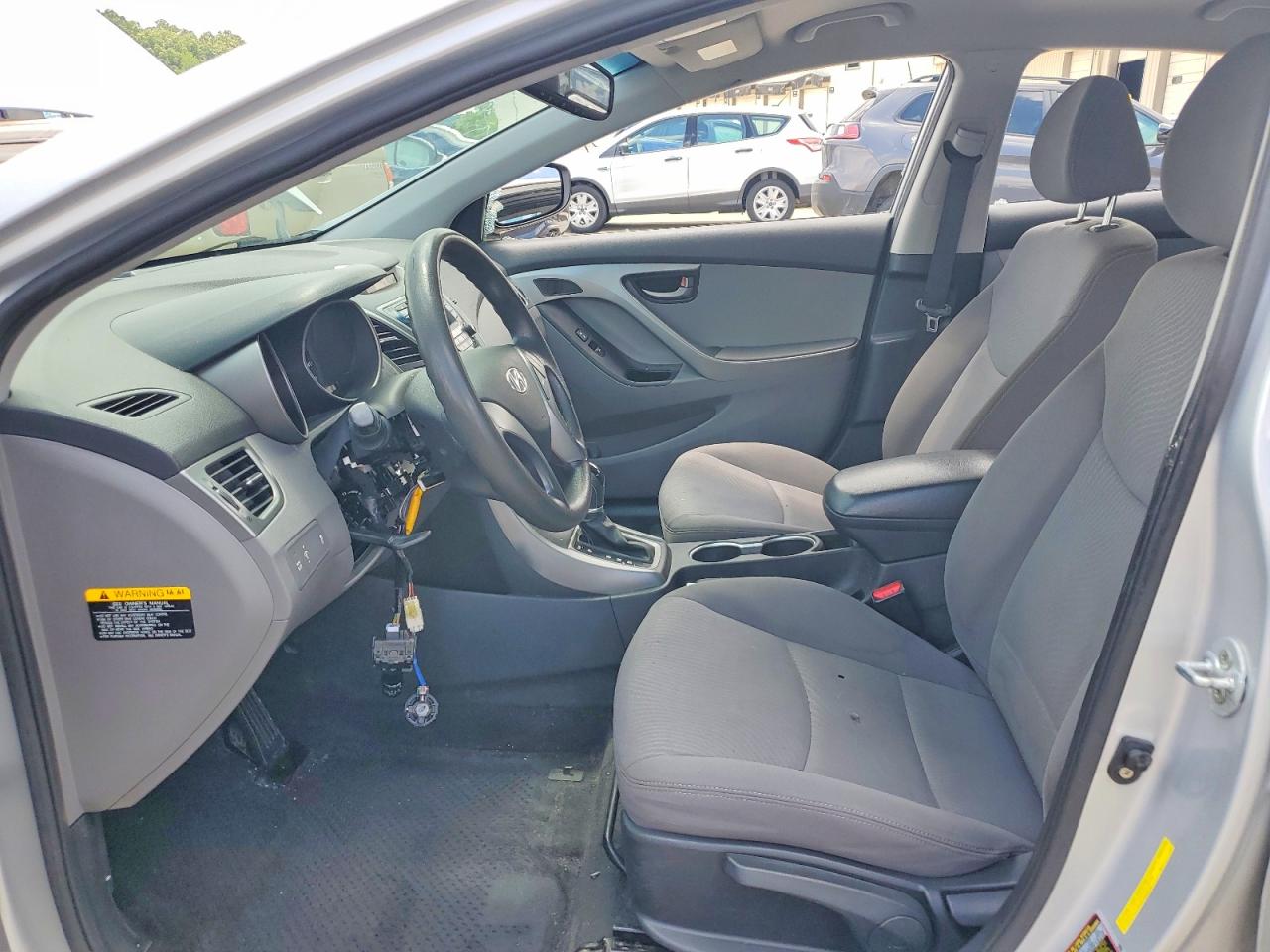 2015 HYUNDAI ELANTRA photo 13