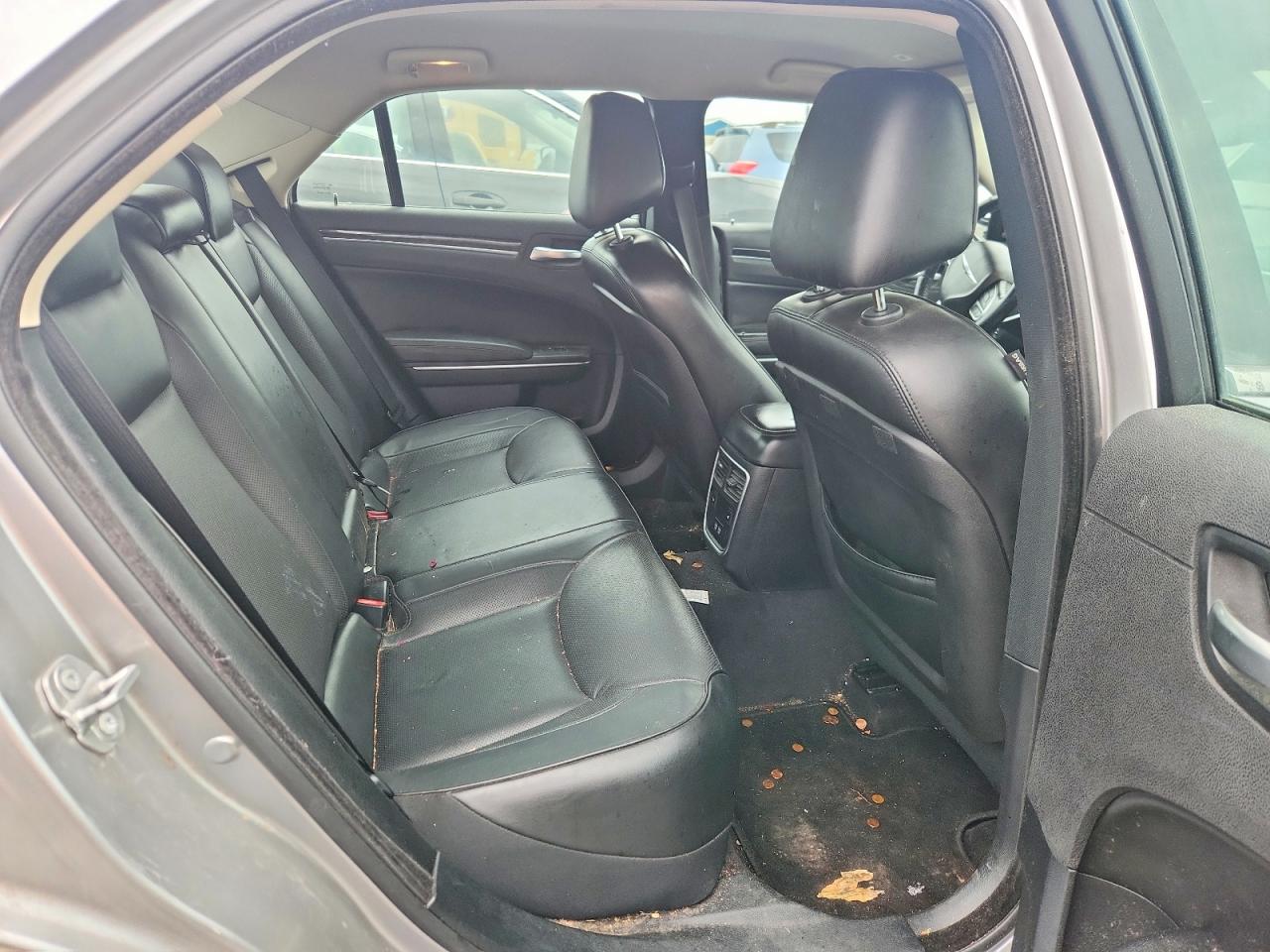 2018 CHRYSLER 300 LIMITED photo 19